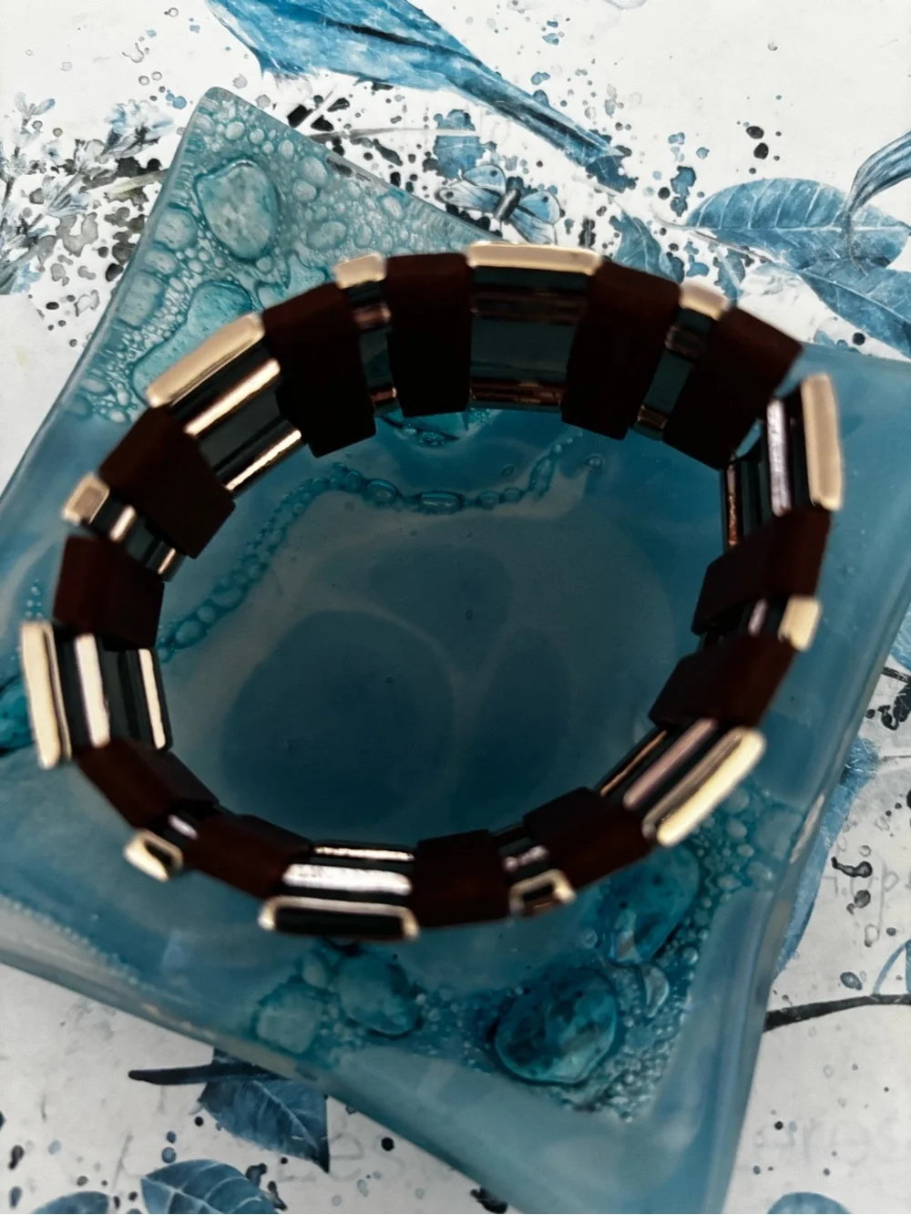 vintage multi-strand leather expansion bracelet accented with alternating silver